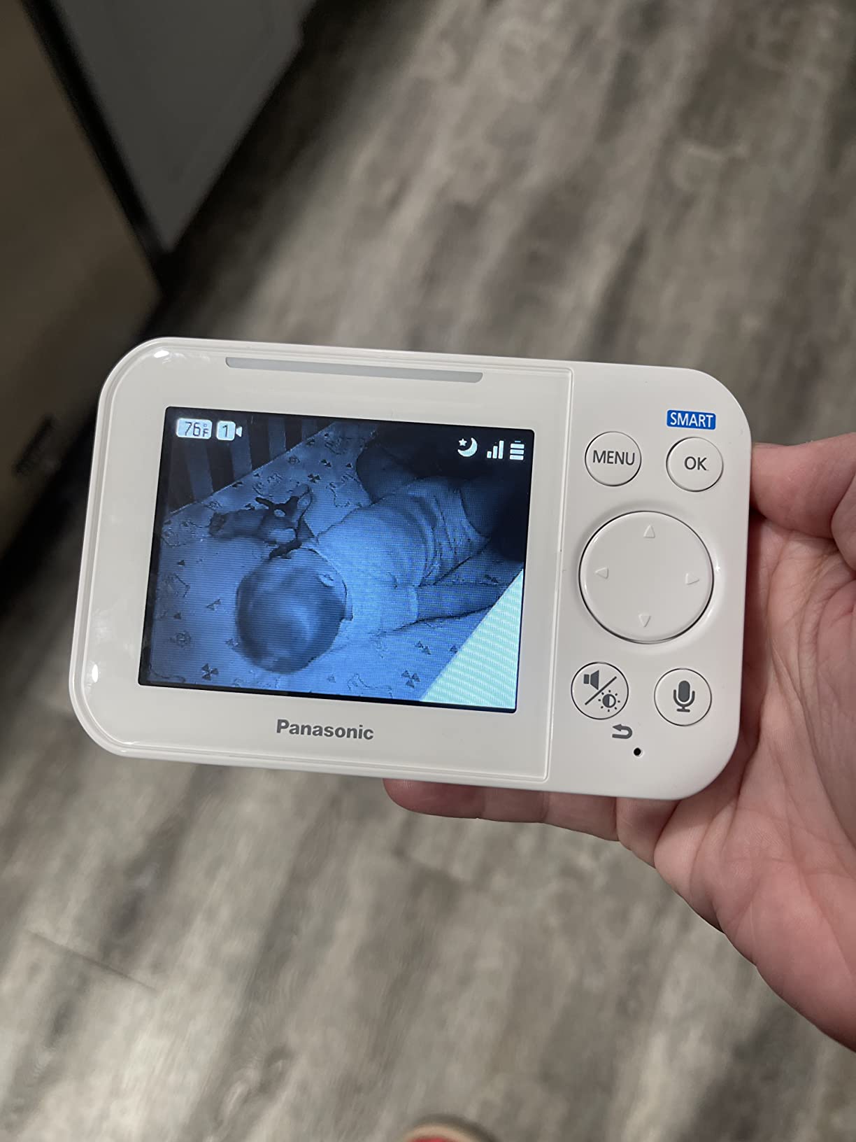 Panasonic Baby Monitor with Camera and Audio, 3.5” Color Video, Extra Long Range, Secure Connection, 2-Way Talk, Soothing Sounds, Remote Pan, Tilt, Zoom - 1 Camera - KX-HN4101W (White) customer photo 1
