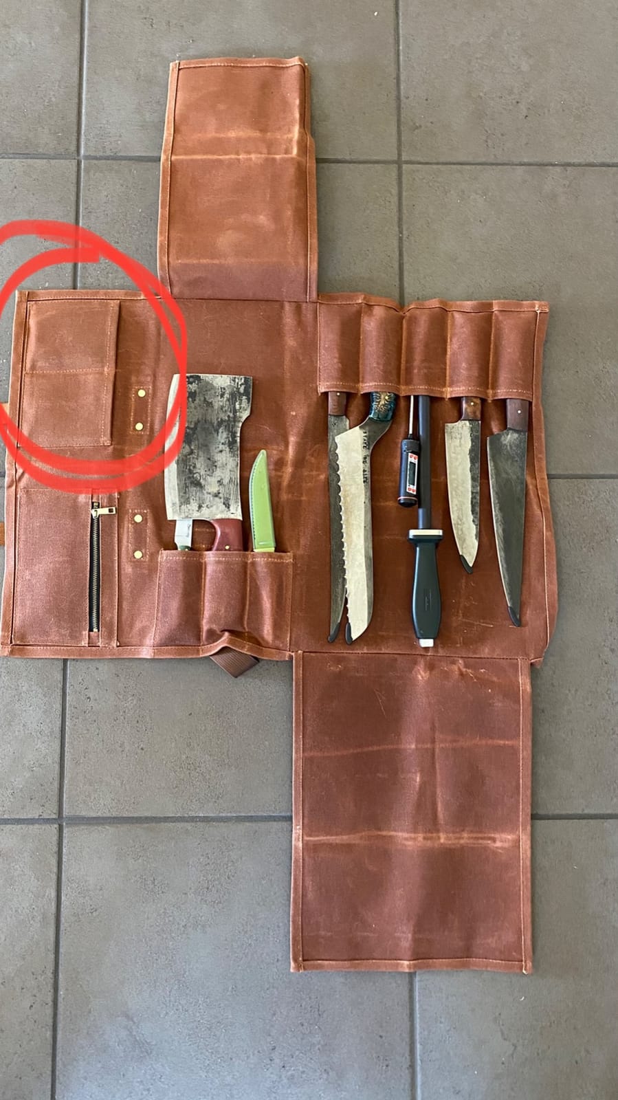 Large Chef’s Knife Roll Bag,Heavy Duty Waxed Canvas Knife Carrier,11 Pockets Kitchen Cooking Tools Storage Case, Easily Carried By Shoulder Strap ForProfessional Chefs,Culinary School Students customer photo 1