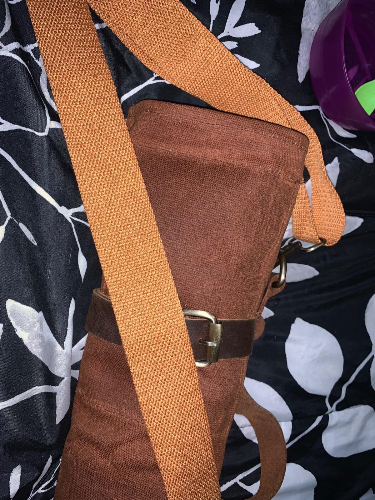 Large Chef’s Knife Roll Bag,Heavy Duty Waxed Canvas Knife Carrier,11 Pockets Kitchen Cooking Tools Storage Case, Easily Carried By Shoulder Strap ForProfessional Chefs,Culinary School Students customer photo 2