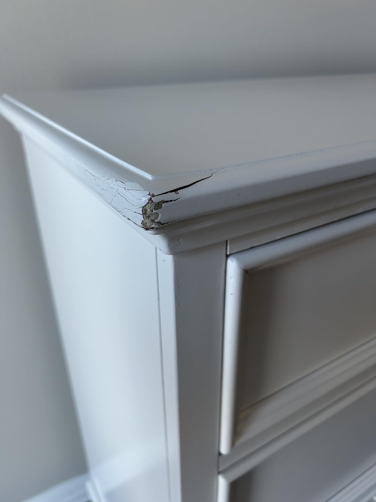 Metal Corner Protector, 4 Pcs Antique Edge Safety Guard Cabinet Furniture Corner Bumpers,Table Corner Protectors,Cover Damaged Corners on Coffee Table (Bronze) customer photo 1
