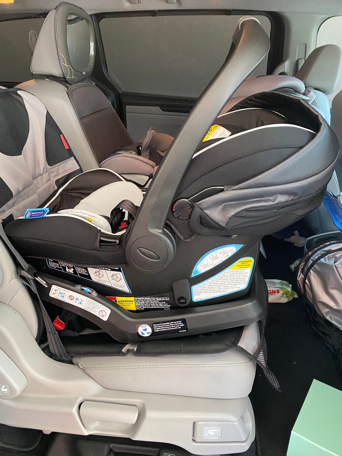 Graco SnugRide Lite Infant Car Seat Base, Black customer photo 2