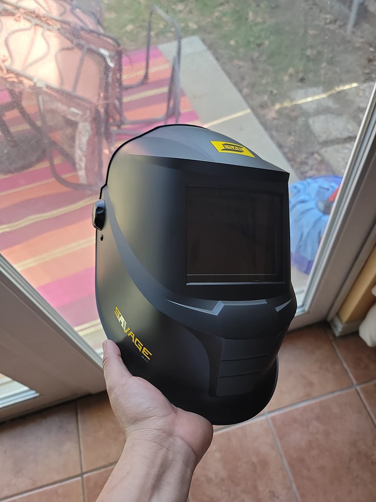ESAB 0700000480 Black Savage A40 Welding Helmet customer photo 2