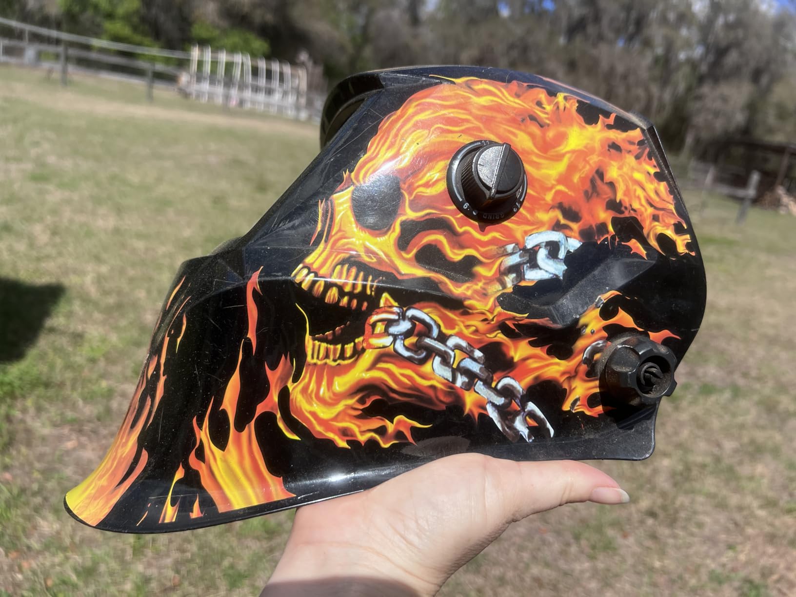 TOOLIOM Auto Darkening Solar Powered Welding Helmet for TIG MIG ARC customer photo 2