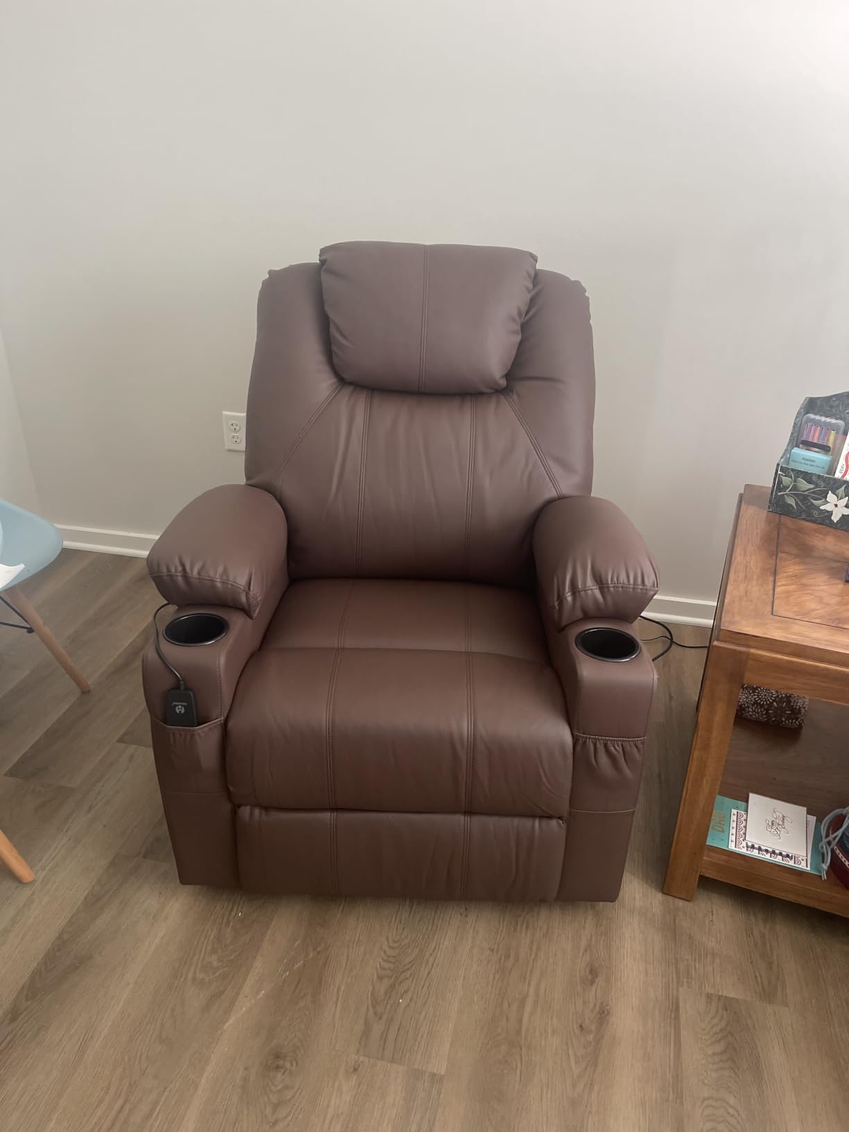 MCombo Large Power Lift Recliner Chair with Massage and Heat for Tall Elderly People, 3 Positions, Cup Holders, and USB Ports, Faux Leather 7516 (Large, Light Brown) customer photo 1