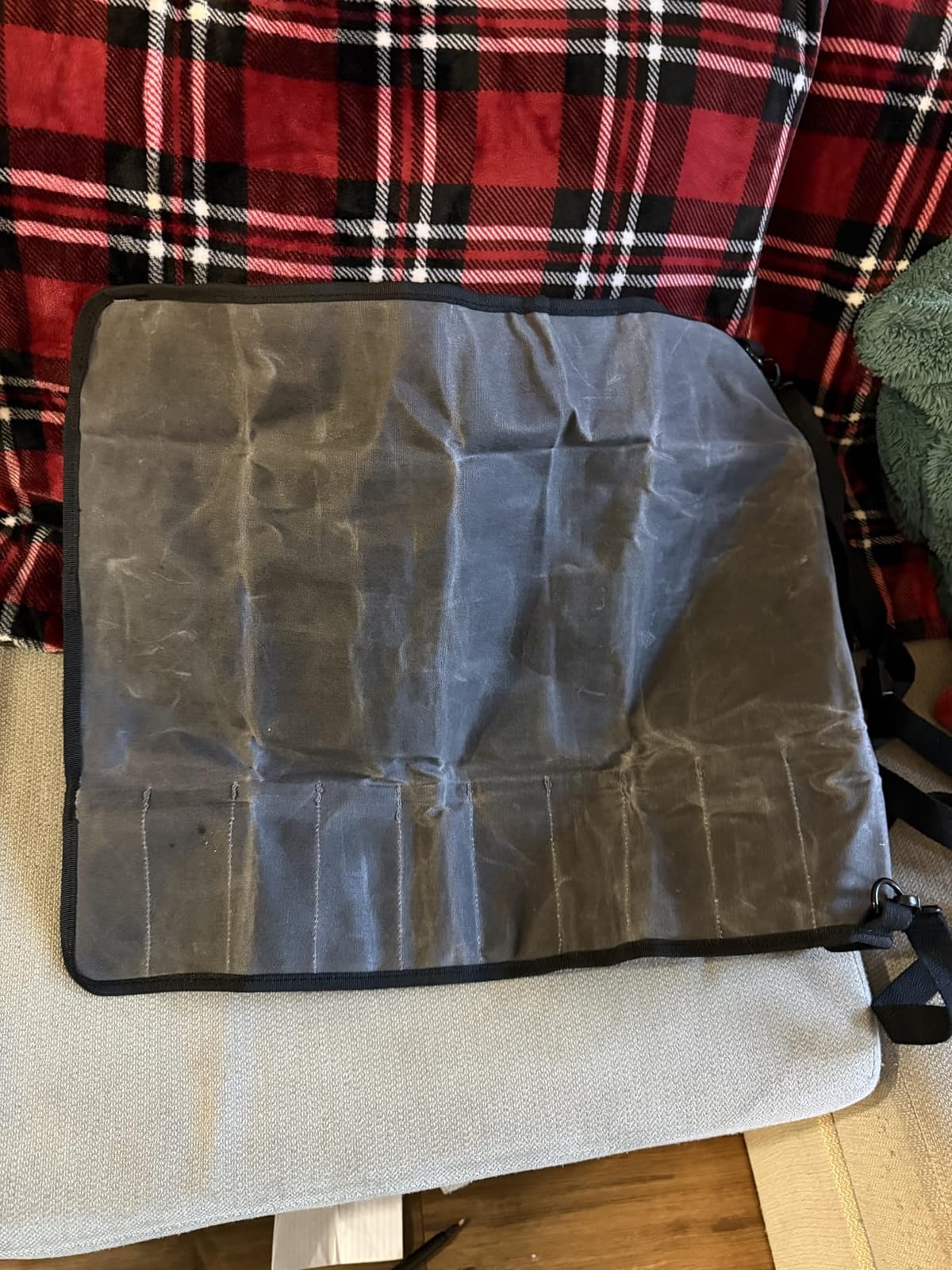 Asaya Waxed Canvas Chef Knife Roll Bag with 10 Slots and a Zipper Pocket - Professional Chef Knife Bag & Storage Case, with Shoulder Strap - Knives Not Included (Brown) customer photo 1