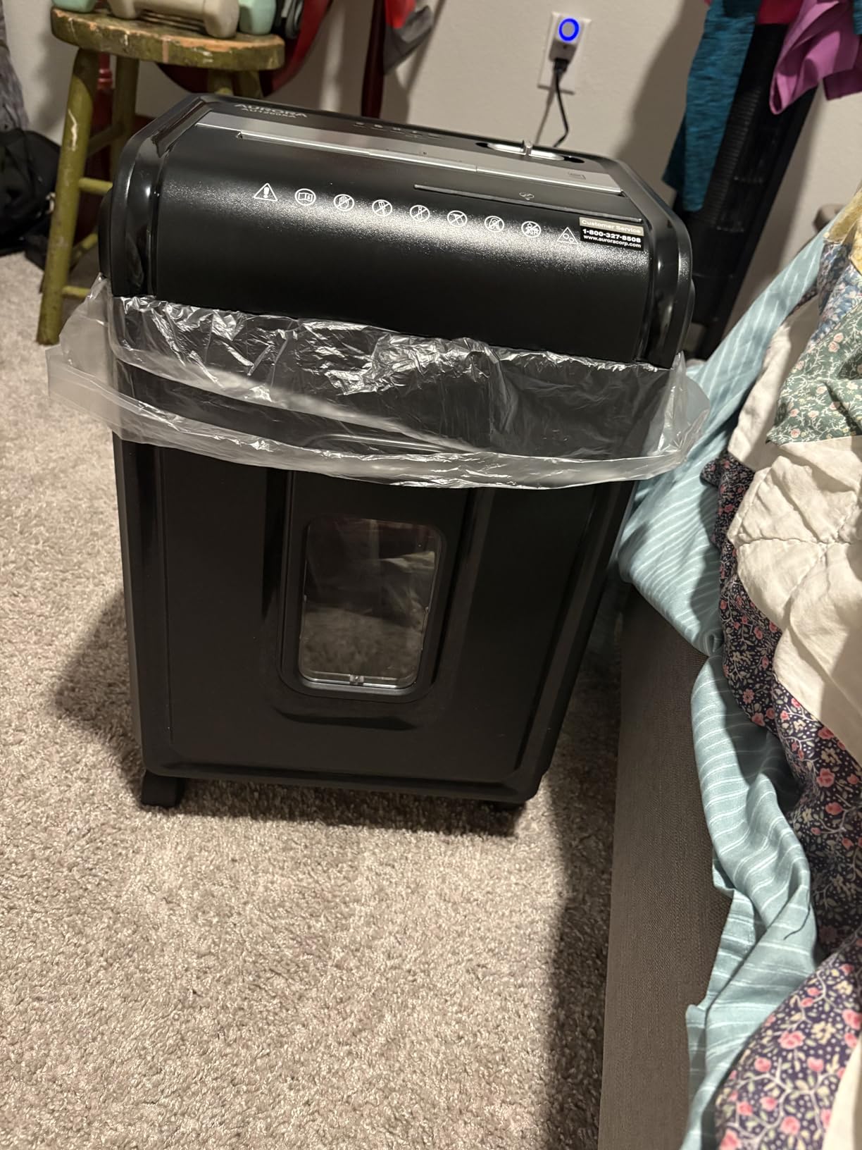 Aurora AU1260XA Anti-Jam 12-Sheet Crosscut Paper and CD/Credit Card Shredder customer photo 2