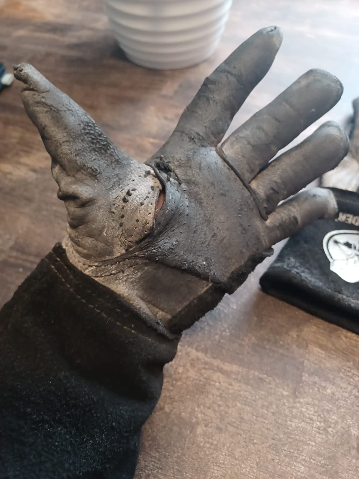 YESWELDER Premium Goatskin TIG Welding Gloves customer photo 1