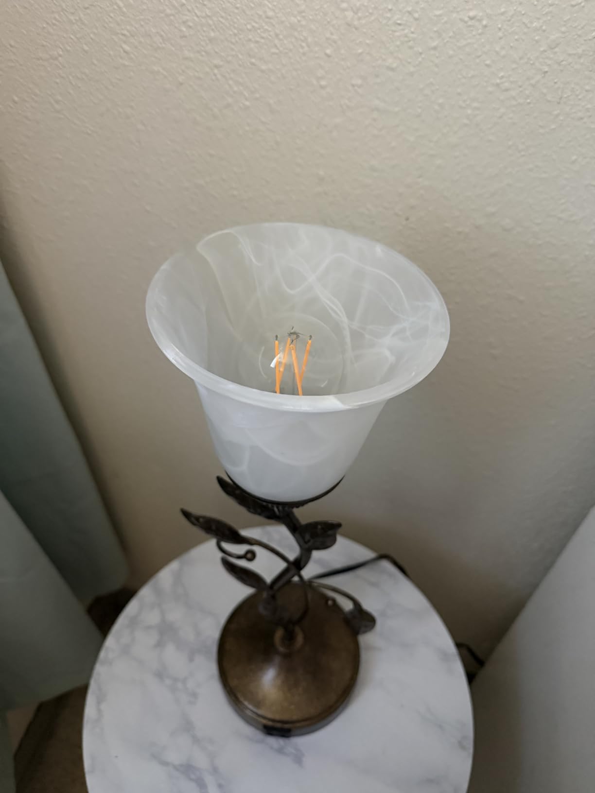 Touch Control Leaf Vintage Table Lamp with 3-Way Dimmable 2 USB C+A Ports customer photo 2