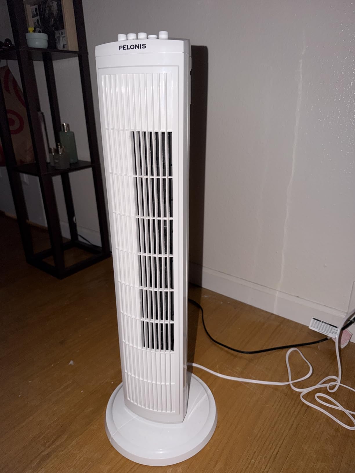 PELONIS 30-Inch 3-Speed Oscillating Tower Fan for Bedroom, Quiet 30dB customer photo 2