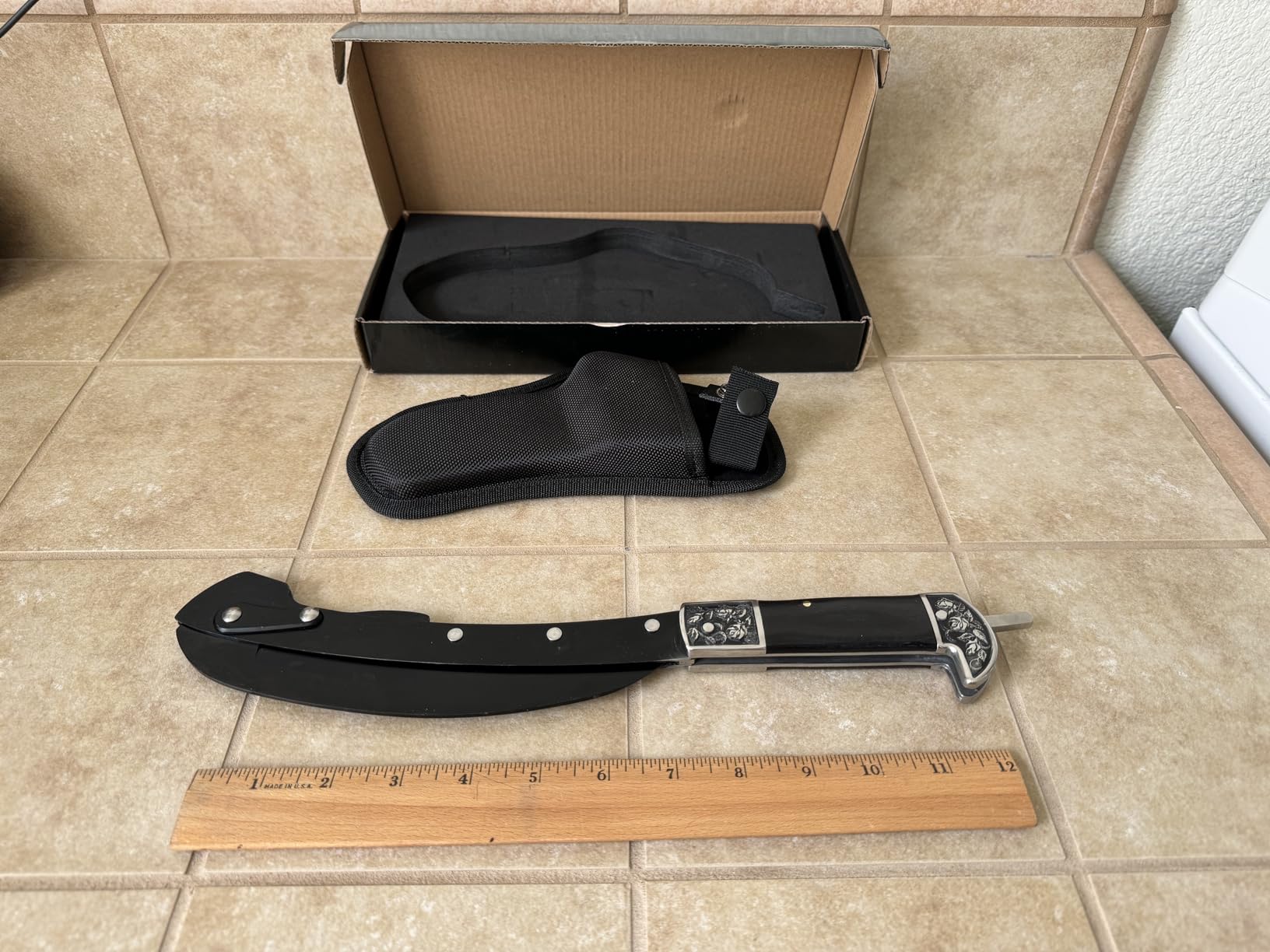All-Black Sharp Edge Folding Scythe with Wooden Handle - Two Section Safety Sickle Knife for Grass Scythe and Grass Sickle, Foldable Garden Tool with Sheath customer photo 2