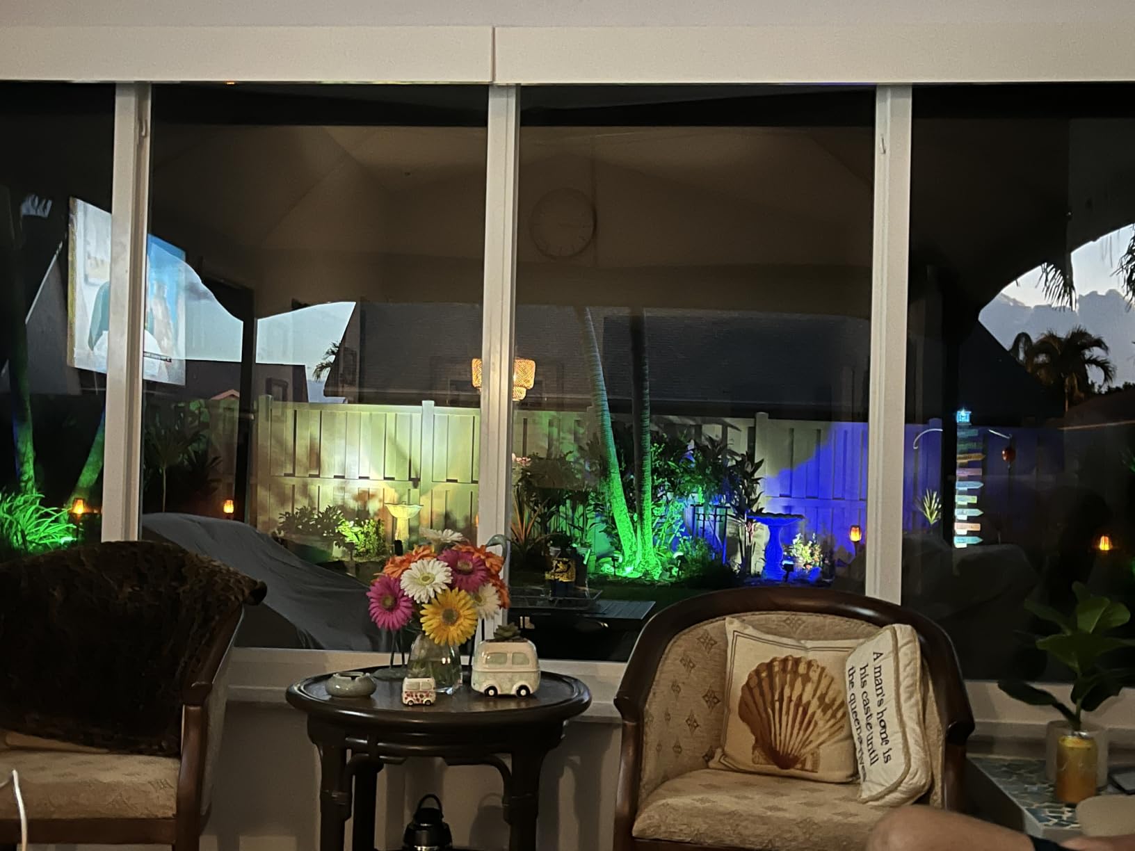 WELALO Solar Light Outdoor, IP68 Waterproof, 65 LED, Cool White, 6 Pack customer photo 2