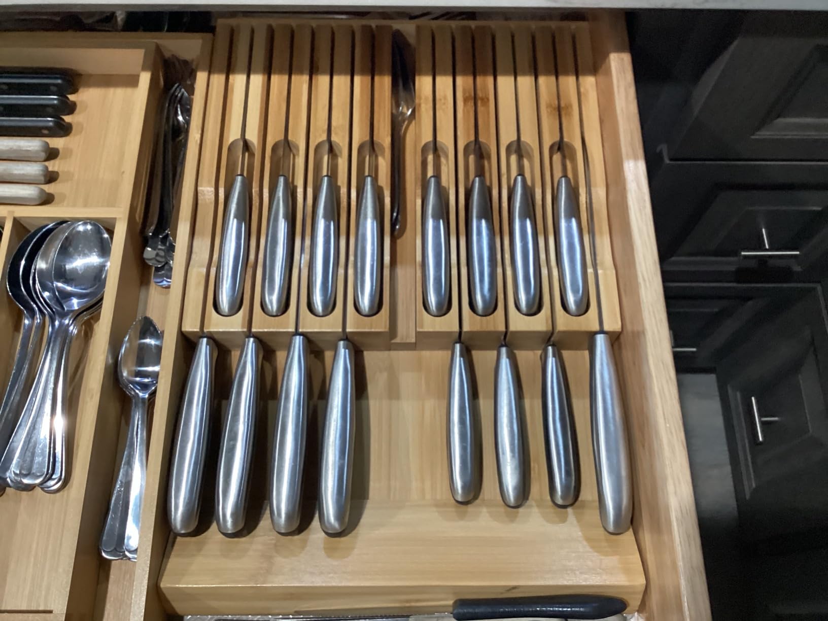 VaeFae Bamboo Knife Drawer Organizer, Knife Drawer Organizer Insert, Kitchen Drawer Knife Block for 12 Knives and a PLUS Slot for your Knife Sharpener (Without Knives) customer photo 2