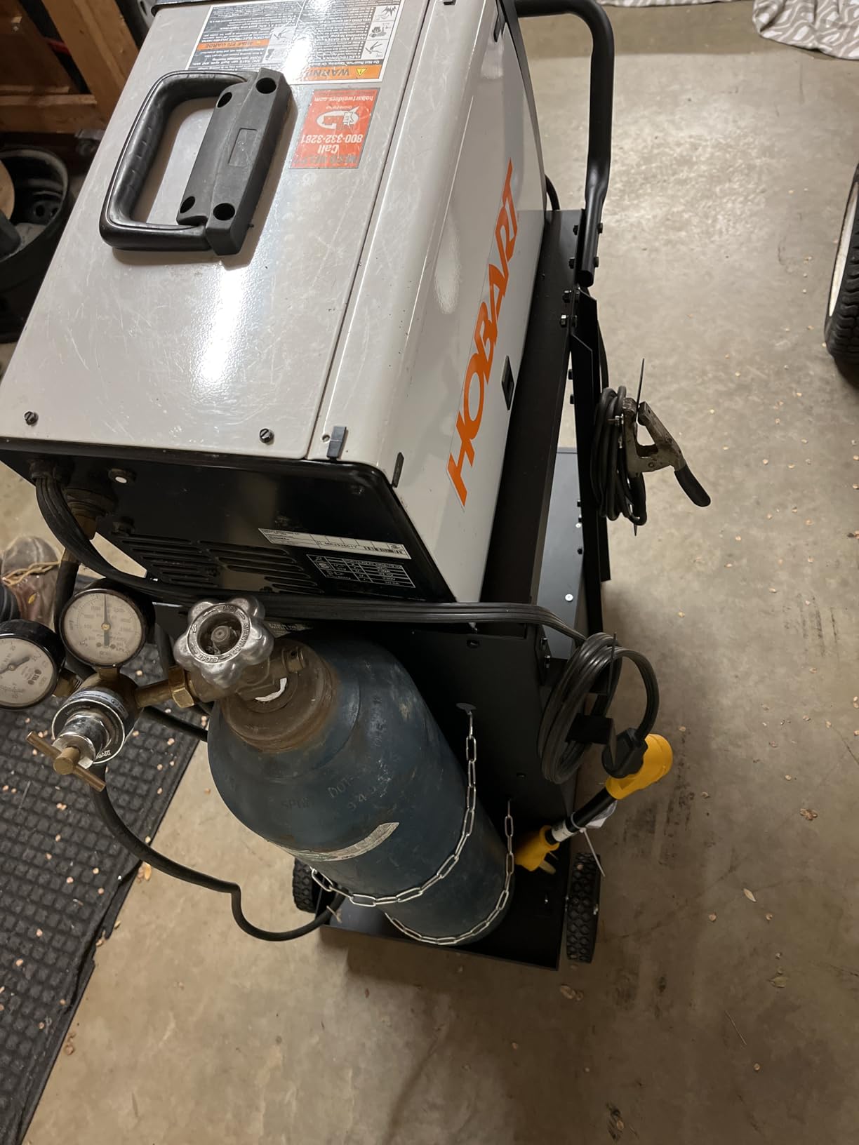 Klutch 2-Tier Welding Cart with Cabinet, 100-Lb., 31.5in.L x 16.1in.W customer photo 2