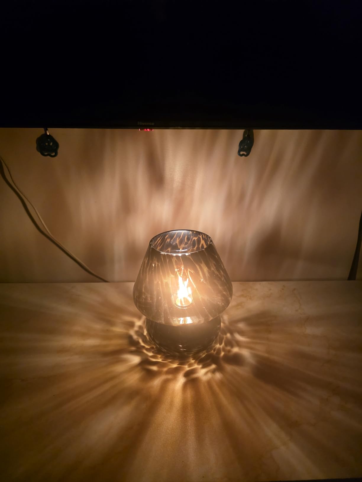 ONEWISH Mushroom Lamp Small Vintage Table Lamp for Bedroom Nightstand, Bedside Lamp Translucent Glass Stepless Dimmable, Murano Aesthetic Home Decor for Living Room Kitchen(Black) customer photo 1