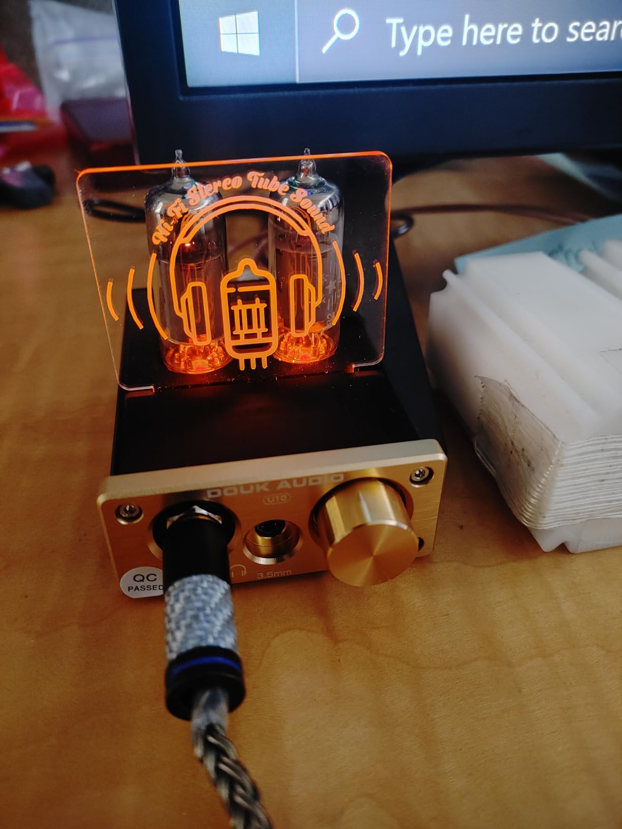 Douk Audio U10 Mini Tube Headphone Amplifier HIFI Stereo Preamp for Home Speaker customer photo 2