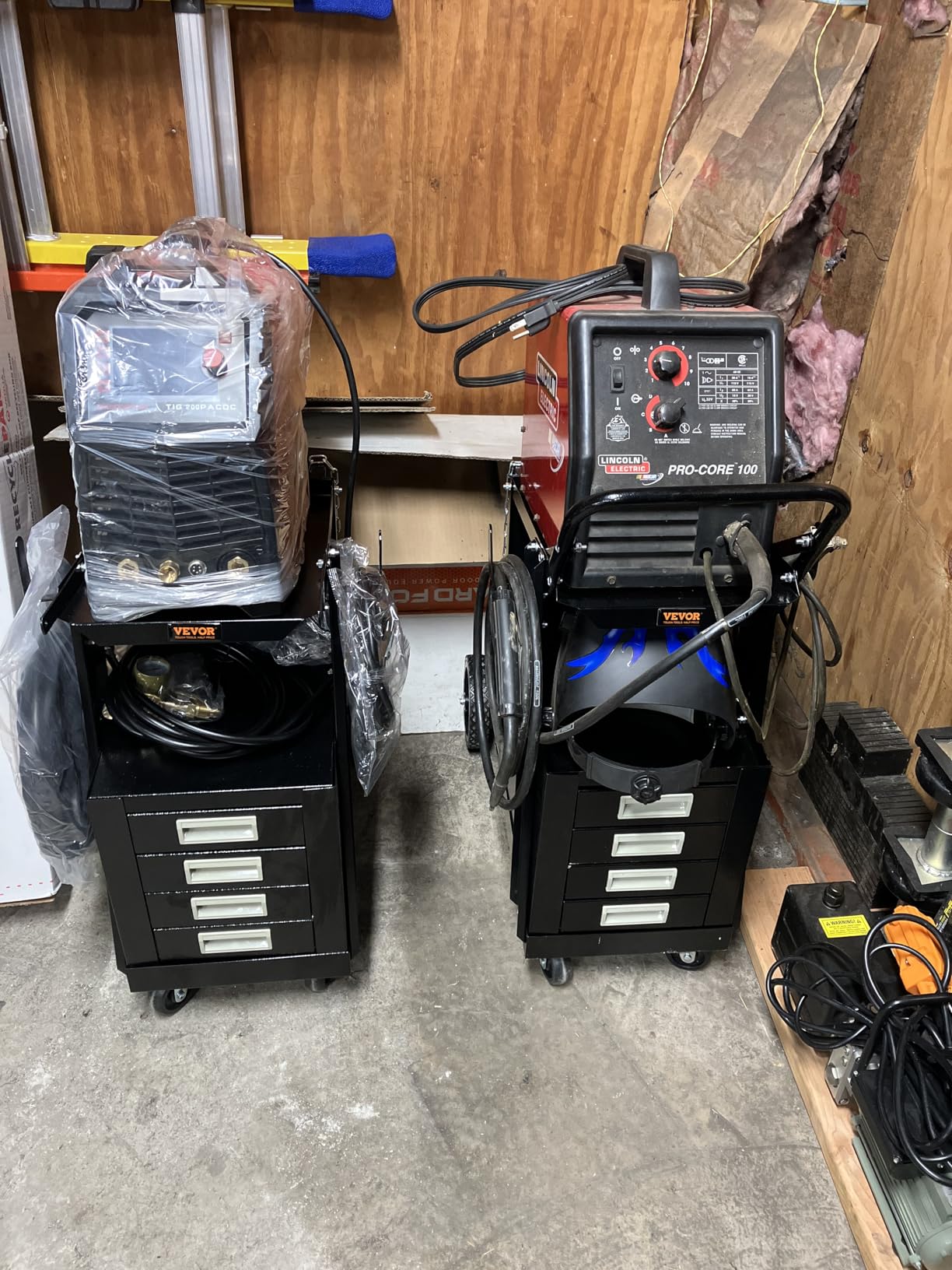VEVOR Welding Cart, 3-Tier Welder Cart Heavy Duty 400 LBS Weight Capacity customer photo 1