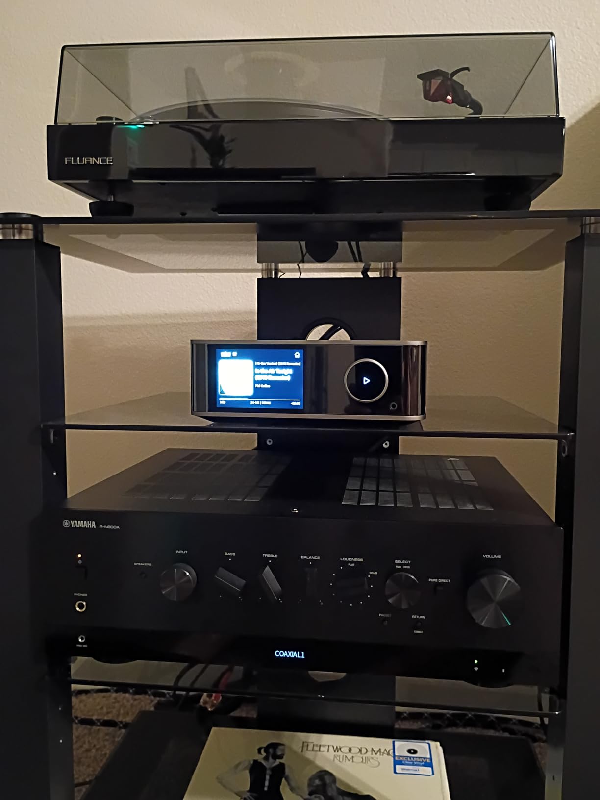 Yamaha R-N800A Network Receiver with Phono and Built-in DAC, Black customer photo 1