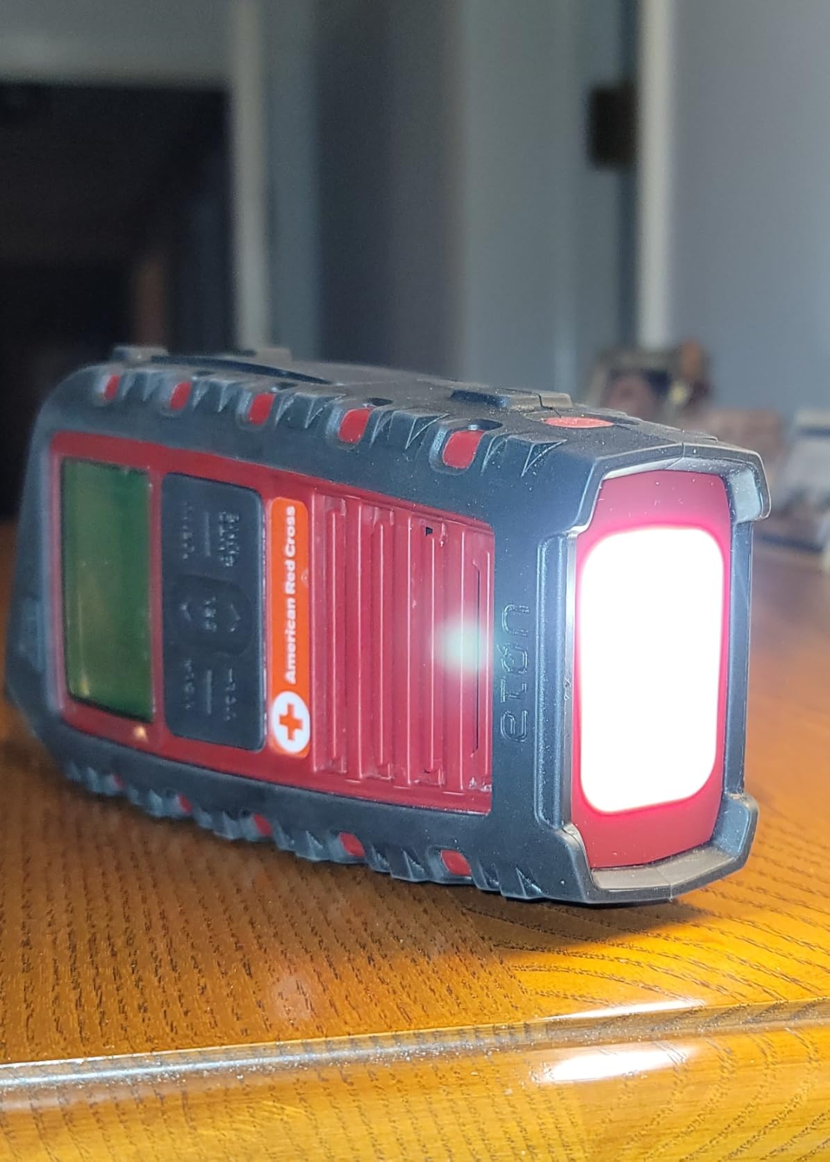 Eton Odyssey Multi-Powered All-Band Bluetooth Emergency Radio with RDS, Red customer photo 1