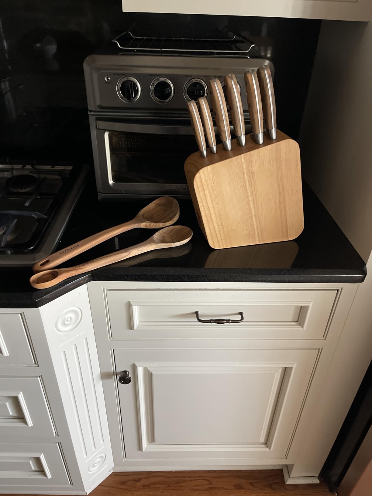 Bloomhouse Kitchen Knife Block Set - 7 Piece Italian Olive Wood German Forged Stainless Steel Knives - Two Time Oprah's Favorite Things Winner Brand customer photo 1