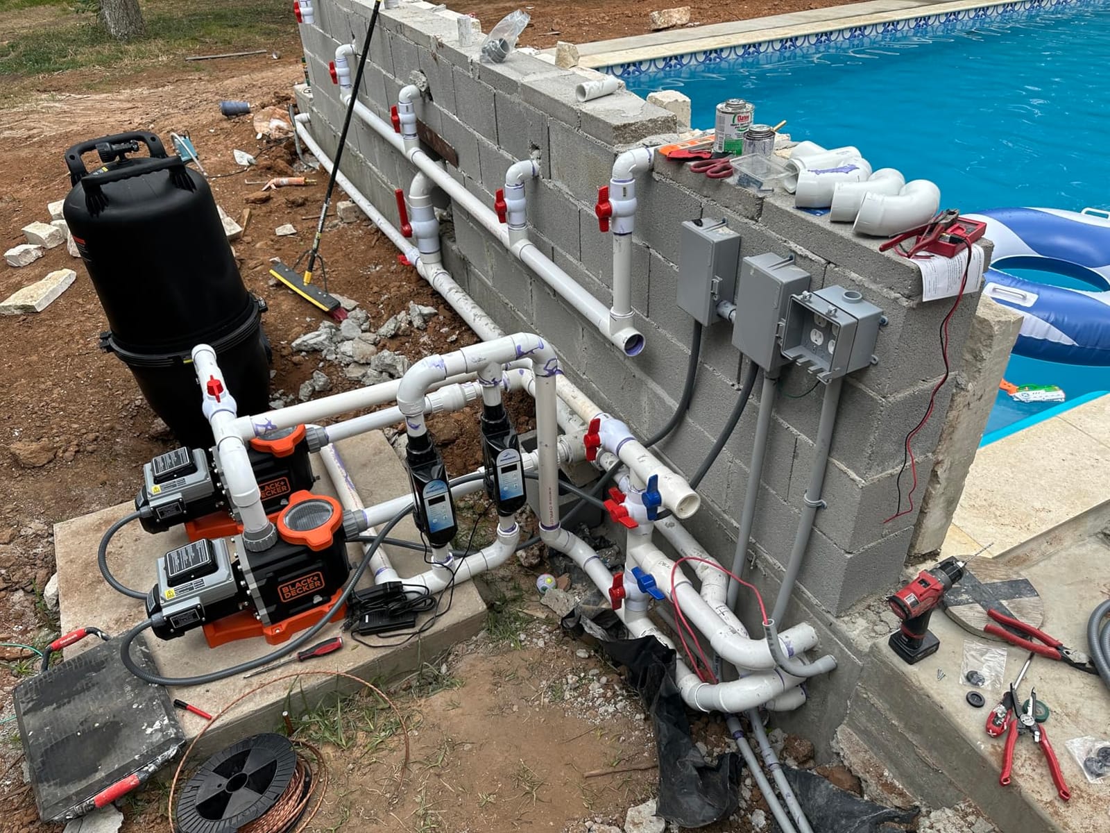 Saltwater Pool Chlorinator System with Two Year Limited Warranty, App Remote Control & Titanium Plate Self-Cleaning Smart Salt Chlorine Generator for Pools up to 22,000 Gallons customer photo 1