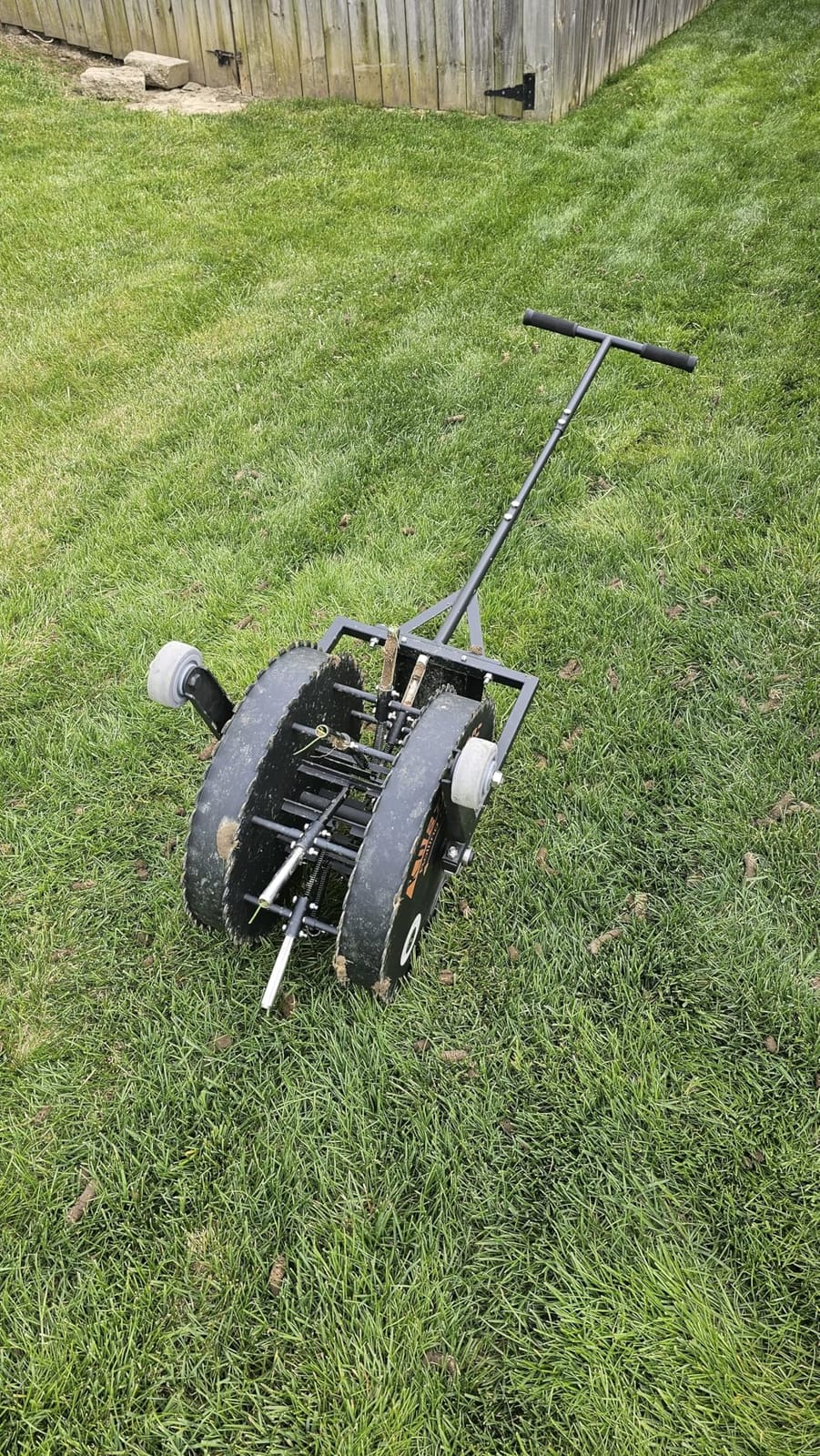 Patented Rolling Lawn Aerator Manual Coring Tool Compacted Soil Loosening customer photo 1