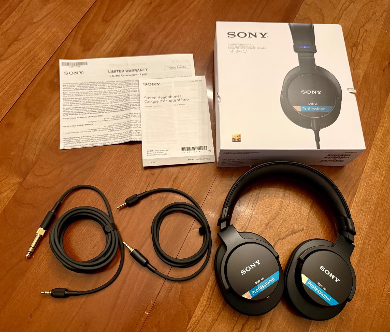 Sony MDR-M1 Professional Reference Closed Monitor Headphones customer photo 2