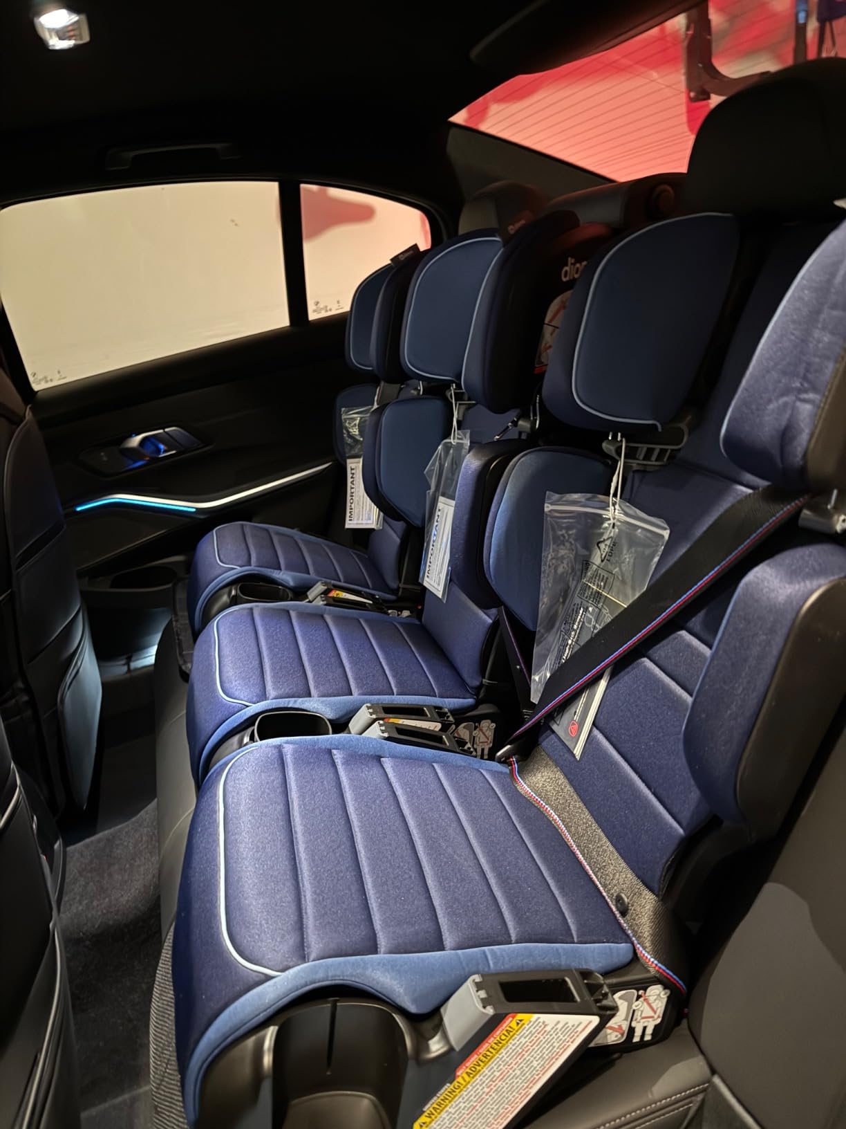 Diono Connect3 R 2-in-1 High Back Booster, Slim Fit 3-Across in Many Mid-Sized Sedans and SUVs, for Children from 40-120 lbs., Lightweight with Cupholder, Black Storm customer photo 1