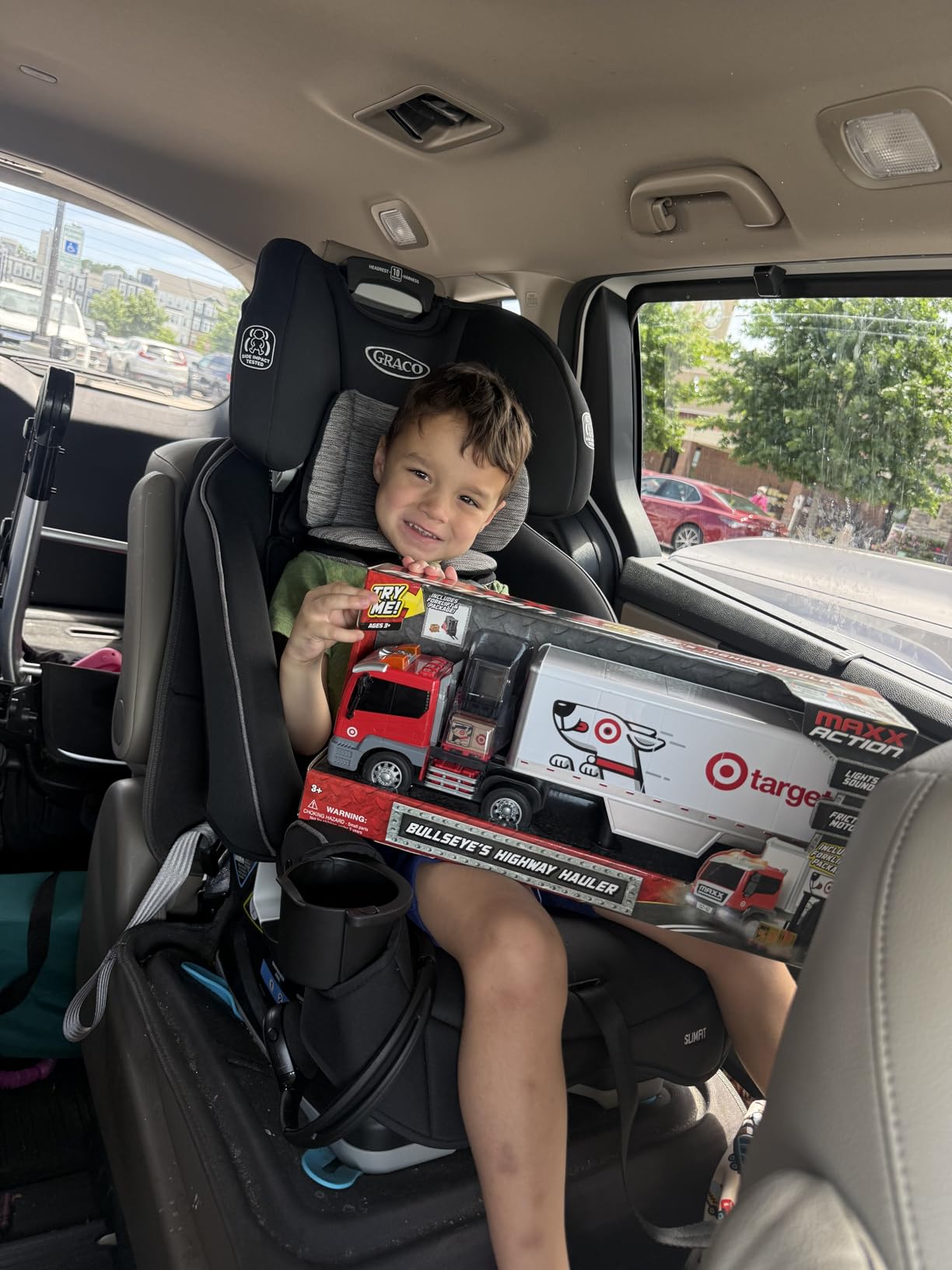 Graco Slimfit 3-in-1 Convertible Car Seat, Silas customer photo 1