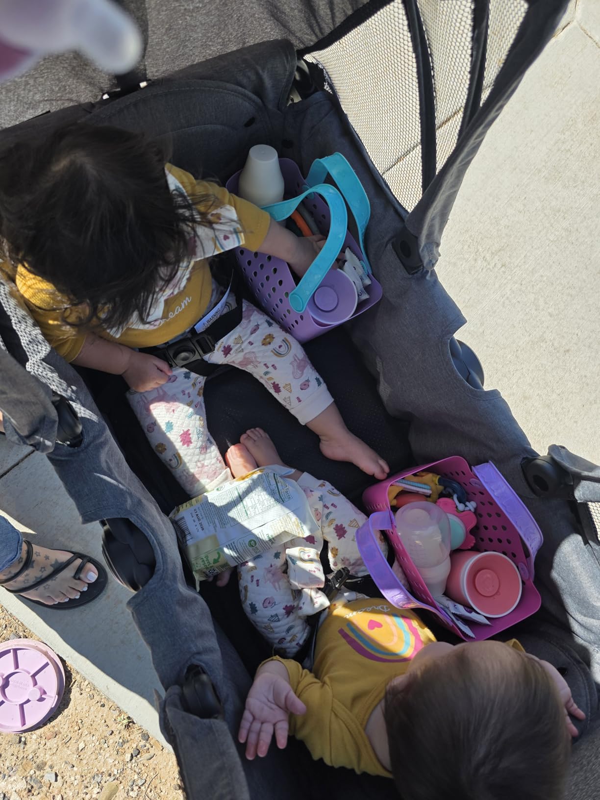 INFANS Wagon Stroller for 2 Kids, Collapsible Adjustable Push Pull Handle Bar, 2 Seater Stroller Wagon with Removable Canopy Snack Tray, Comfortable Drop-Down footwell and Upholstered Seats customer photo 1