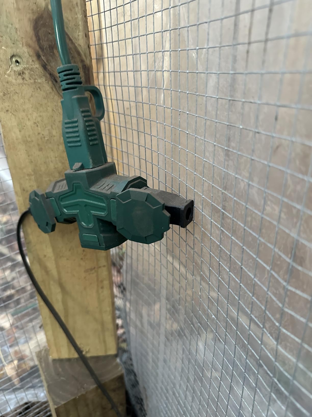 RentACoop LG Thermo Bucket Belt Chicken Waterer Heater with Insulated Wrap customer photo 1