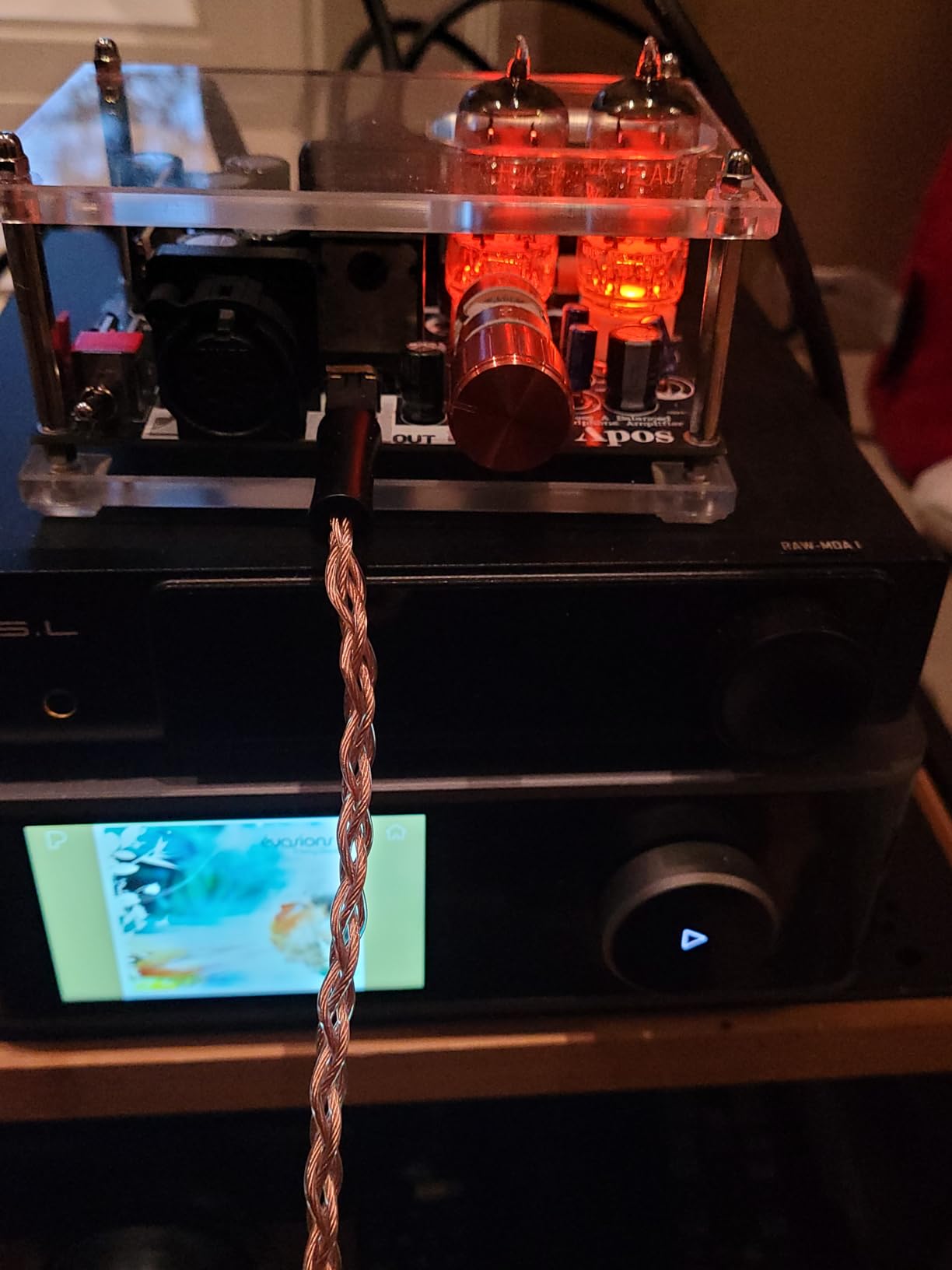 Apos Gremlin Headphone Amp Headphone Tube Amplifier,Class A Balanced Tube Amp,Replaceable Tubes 12au7,6922/XLR,4.4mm Balanced Interface.Amp for HiFi Desktop Speakers,Loved By Audio Enthusiasts customer photo 1