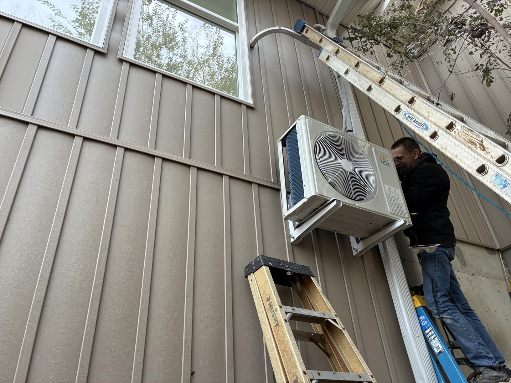 Mini Split Ac/Heating System, 12000 BTU Mini Split Air Conditioner customer photo 1