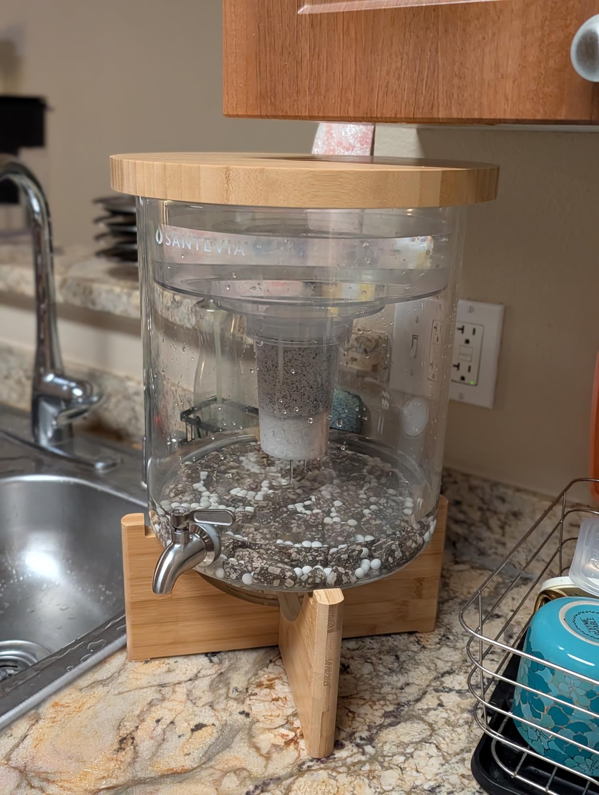 Santevia Glass Water Filtration System – Countertop Filter for Fluoride & Chlorine Removal | Adds Minerals, Balances pH | Home Water Purifier | Fluoride Filter | Alkaline customer photo 2
