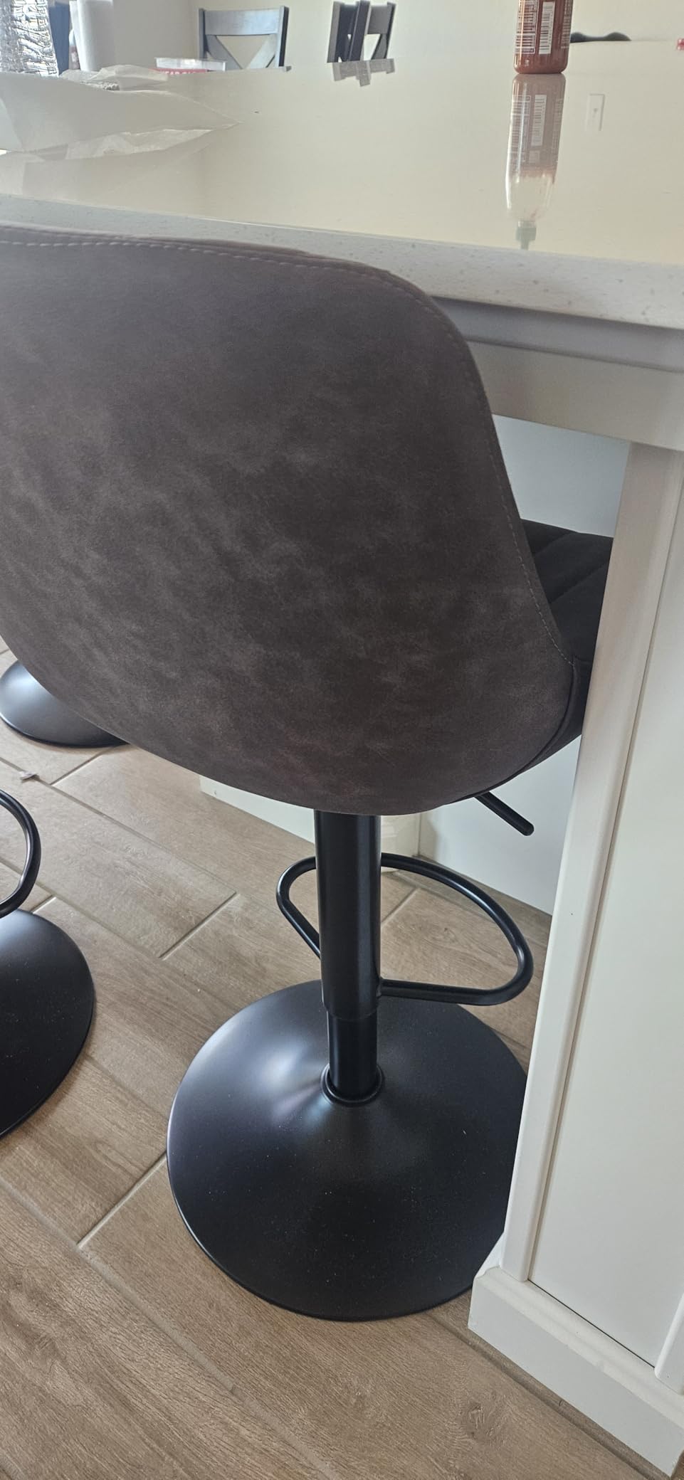 Youhauchair Adjustable Faux Leather Bar Stools Set of 3, Light Brown customer photo 1