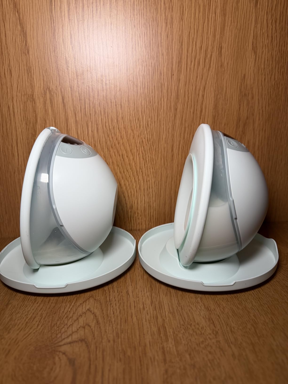 Paruu P20 Hands-Free Wearable Electric Breast Pump - 4 Modes & 12 Suction Levels, 19/21/24mm Double-Sealed Flanges, Visible Milk Volume & Pumping Time, Lightweight Portable (2 Pack, Light Green) customer photo 2