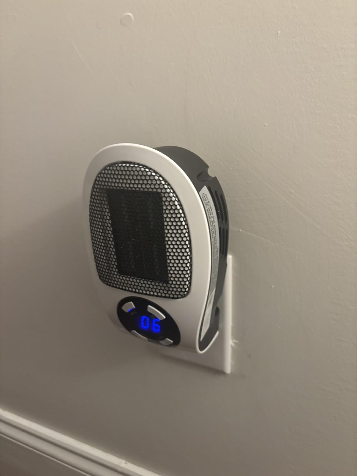 Givebest Cyber 800W Plug in Heater with ECO Mode Save Energy - Portable Outlet Space Heater, Small Electric Wall Heaters for Indoor Use with Adjustable Thermostat and 12H Timer for Bathroom Home customer photo 2