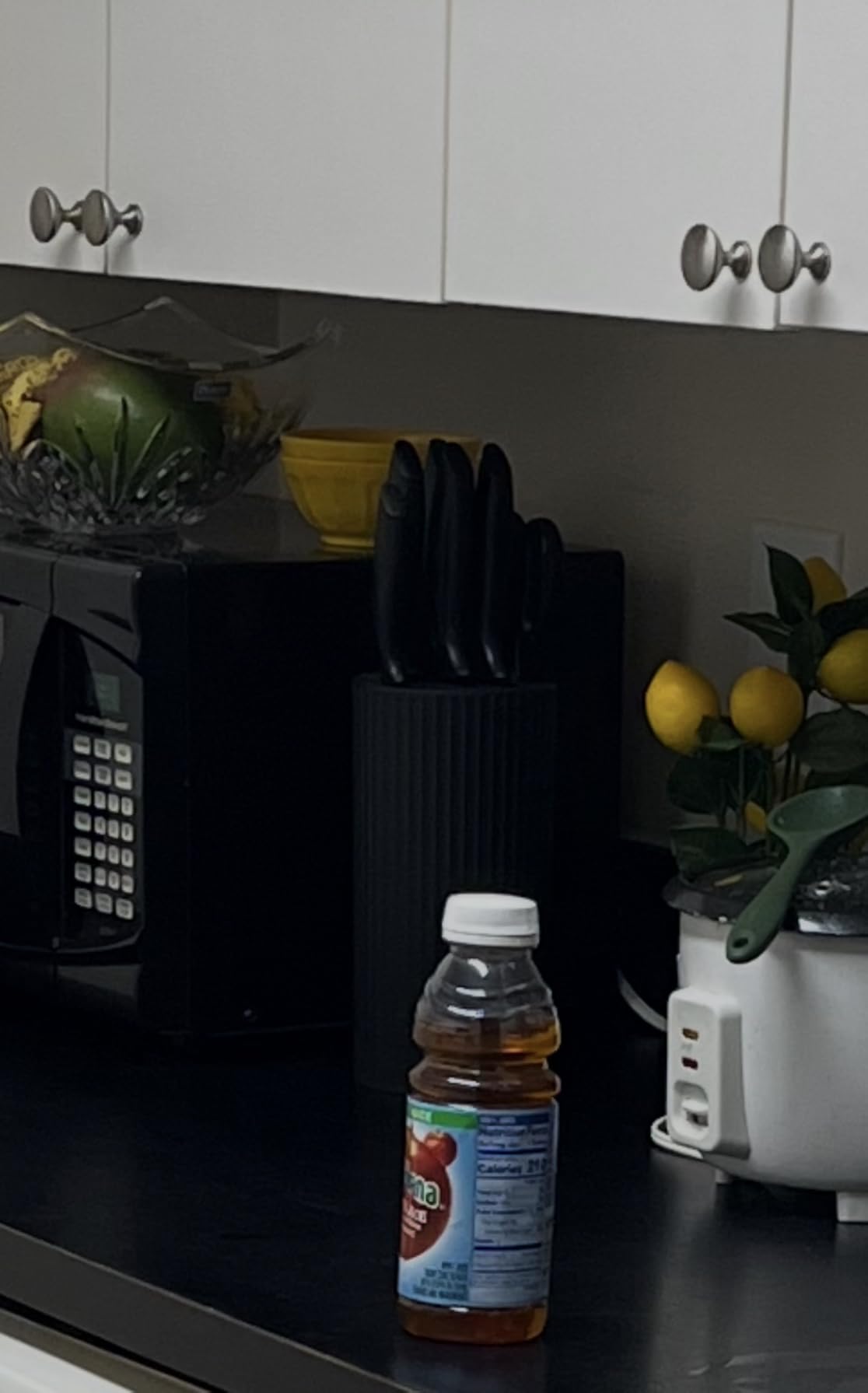 Knife Set, 8-Piece Kitchen Knife Set with Universal Block - Anti-Rust Chef Knives, Ergonomic Design, Dishwasher Safe (Black) customer photo 2