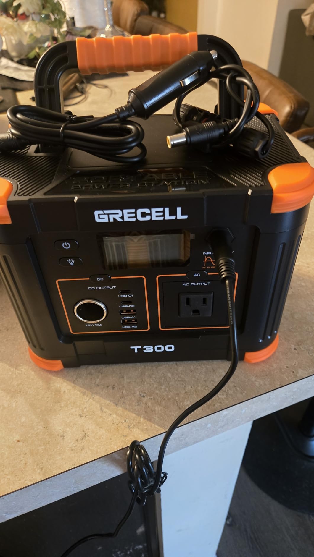 Portable Power Station 1000W 999Wh Solar Generator for Outdoor Camping customer photo 2