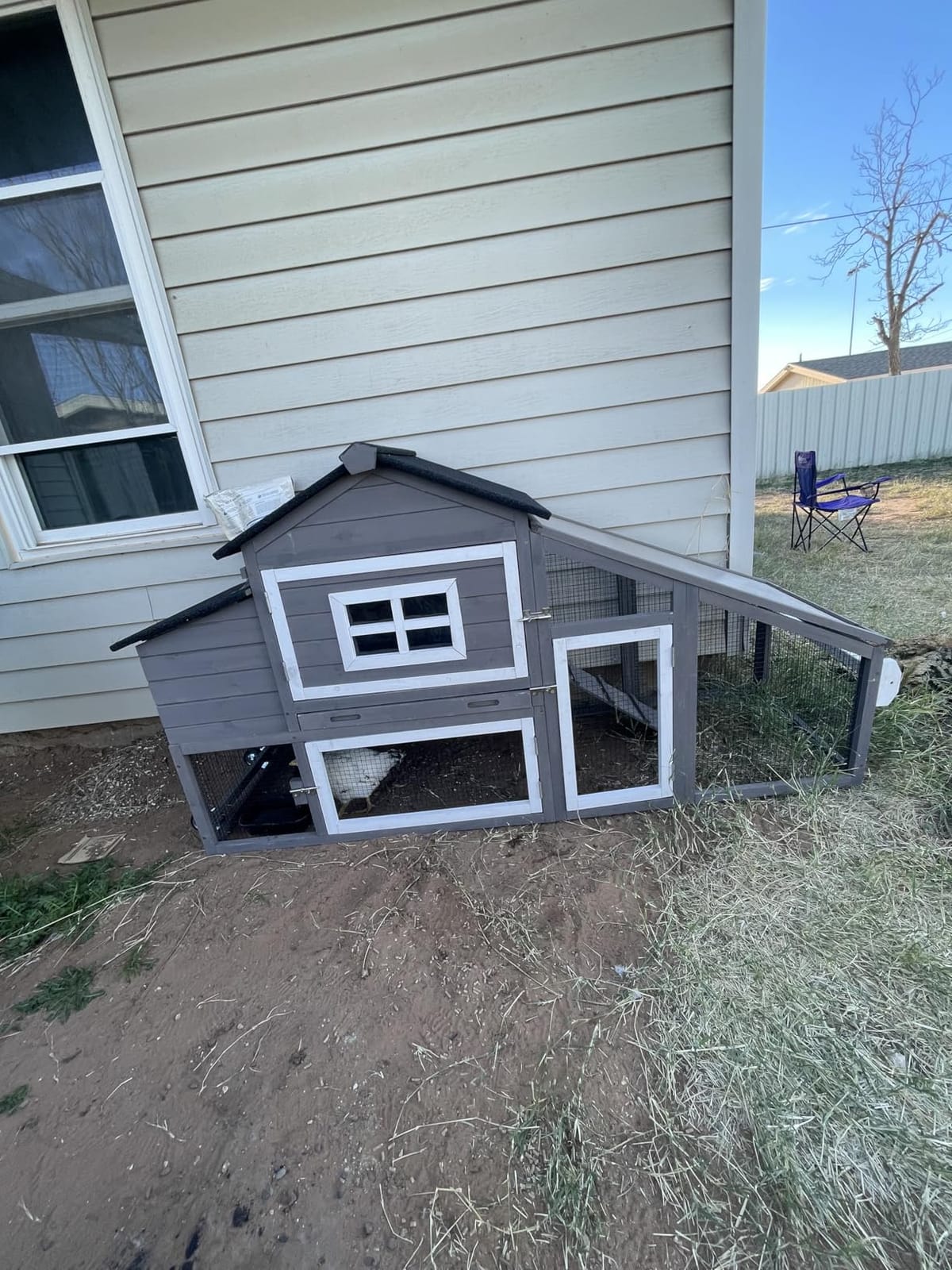 Heavy Duty Chicken Coop for 3-6 Chickens – Reinforced Metal Frame & Spacious Run with 6 Nesting Boxes, 7 Doors, Wheels – Outdoor Poultry House for Ducks, Rabbits (76.6”L x 53.8”W x 36.8”H) customer photo 1