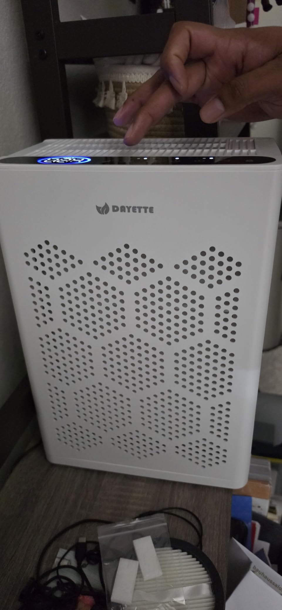 DAYETTE Air Purifiers for Home Large Room Up to 2400 Ft² with HEPA 14 Filter, Pet Air Purifier with Washable Prefilter for Bedroom with Fragrance, Air Cleaner for Smoke Dust Pets Hair Odor, White customer photo 2