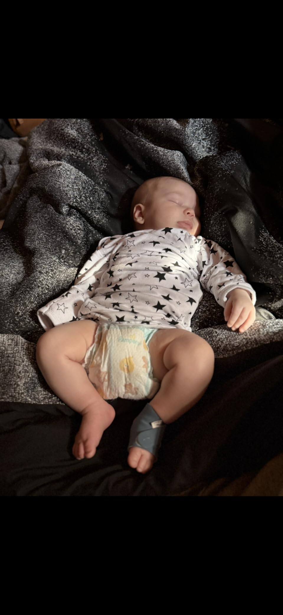 Owlet Dream Sock Smart Baby Monitor, Includes 3 Months of Owlet 360 customer photo 2